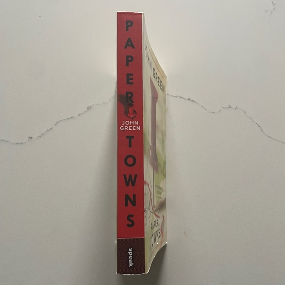 Paper Towns | John Green | YA Mystery Romance Paperback (Like New) - Picture 4 of 4